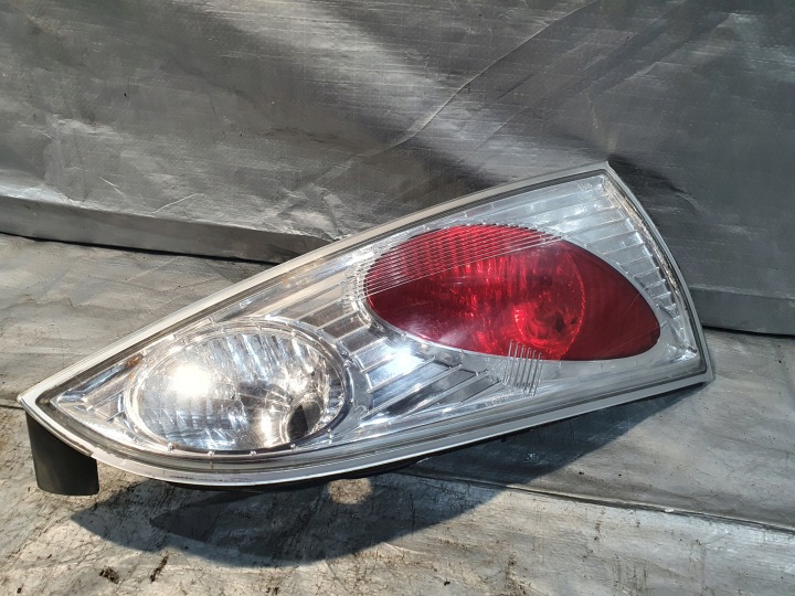 light right rear FORD FOCUS MK1 5D HB 98-04r.