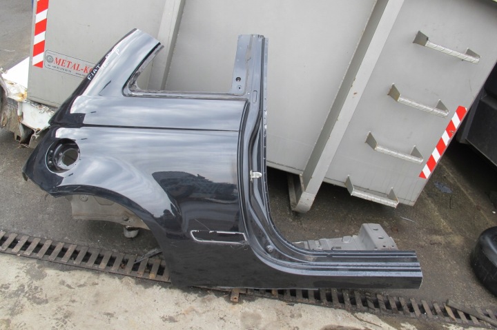 FIAT 500 LIFT 312 15- blatník čtvrtka boční pravá záď zadní 876 NERO