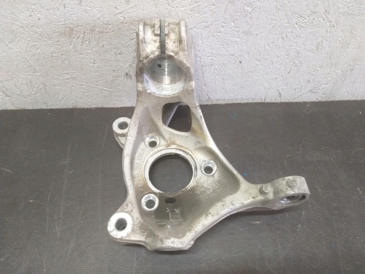 ACHSSCHENKEL RADNABE RADLAGER RECHTS VORNE AUDI VW 5Q0407258A