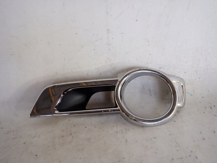 TOYOTA HILUX VII griglia Destro SCATOLA fendinebbia CHROM Paraurti Anteriore