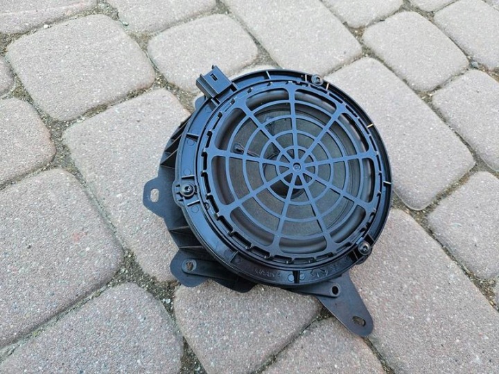 Haut parleur Portière Avant Droite Opel Corsa F E-Corsa 9823207580