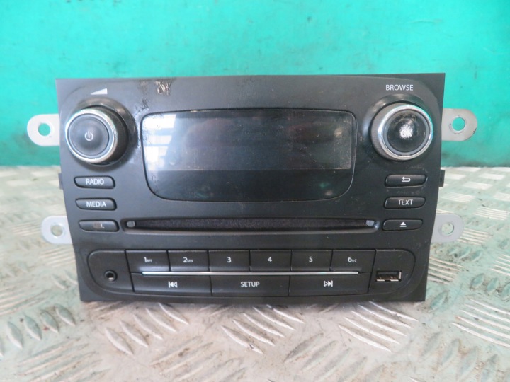 RADIO RENAULT TRAFIC OPEL VIVARO 17R 281152752R