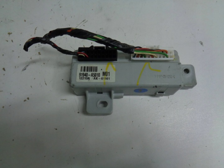 Hyundai I30 II 1.4 1.6 CRDI module control unit 91940-A5010