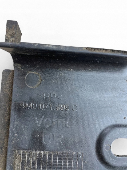Audi Q7 4M chassis parts 6