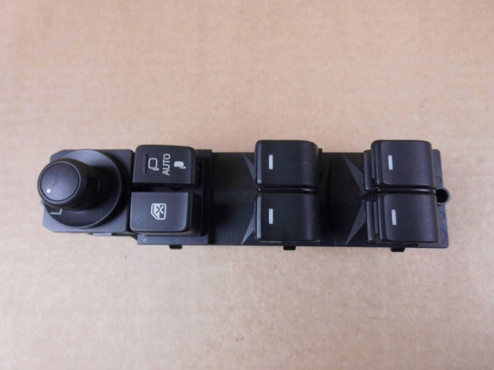 Mazda 3 III BM panel window control switch left front front BPN866350