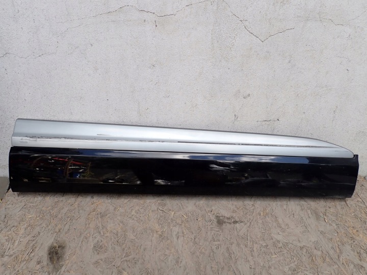moulding for door right front AUDI Q7 2 II 4M 4MB 2015-2019R 4M0853960B