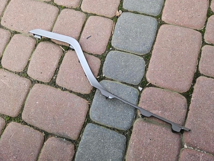 moulding dekor door right front TOYOTA C-HR CHR 67161-X1B25
