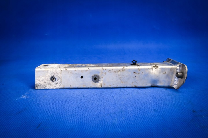 quarto LONGHERONE Puntone longherone avantreno anteriore destro Audi A8 S8 4H 4H0806064E