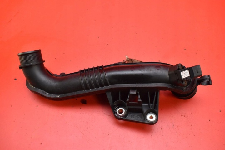 tubo flessibile Tubazione tubo radiatore intercooler 8K0145673L AUDI A4 B8 2.0 TDI 143 KM 07-11