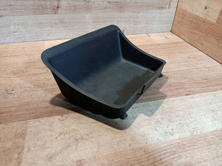 plato prístrojovky rozdzielczej Volvo V40 01302313