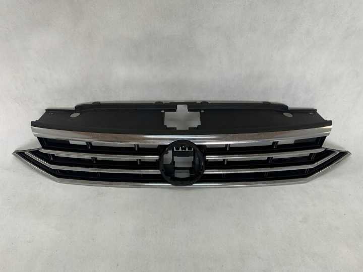 maska Volkswagen VW Passat B8 Lift FL R-Line 19r 3G0853651CB 02.06