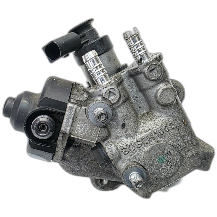 befecskendező szivattyú CR AUDI VOLKSWAGEN SEAT SKODA 2.0 TDI 03L130755L 0445010526