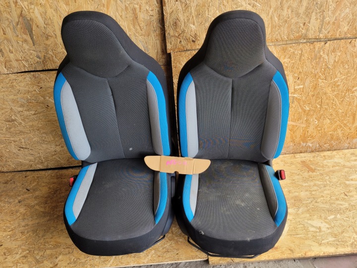 sedili SIEDZISKO sedile OPARCIE TOYOTA AYGO II 2