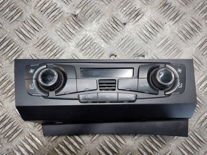PANEL klími AUDI A5 8T UK pravostranné řízení 8T2820043AF