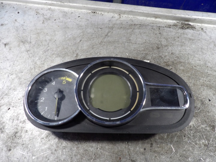 Renault Megane III lift OROLOGIO, liczniki 1,5D 248101992R