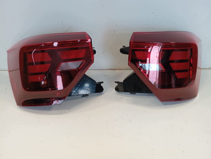light lights VW POLO 2G0 2G 2G0945096E 2G0945095E