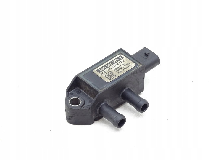 Capteur température gaz échappement DPF AUDI VW SEAT SKODA 059906051E