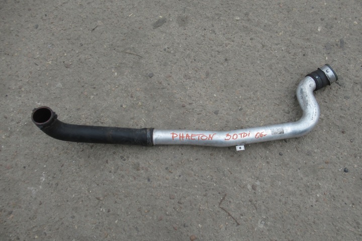 VW PHAETON 3.0 TDI Tubazione radiatore intercooler 3D0145834T