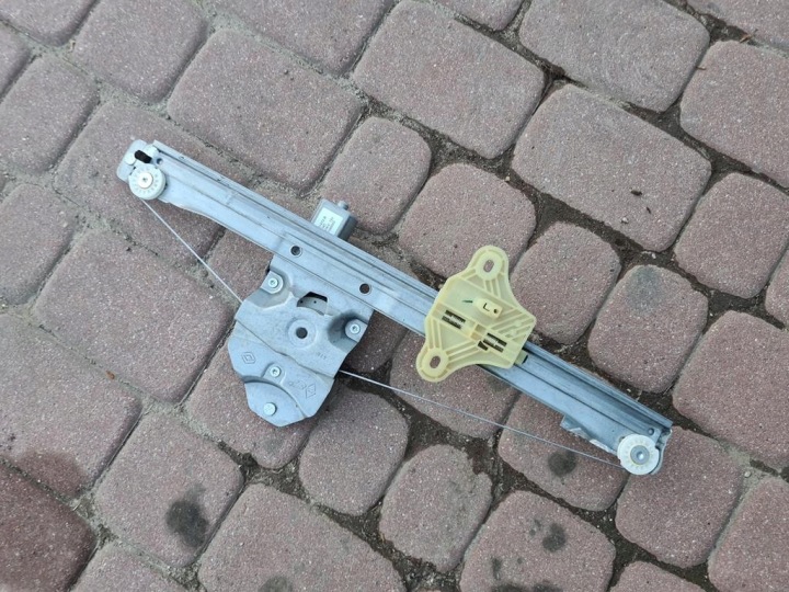 fensterhebermotor vorne Renault Clio IV 128001472-B