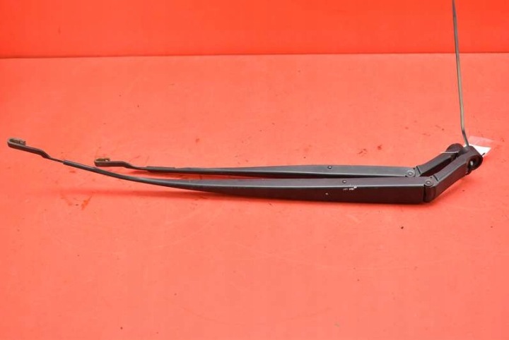 nosac metlice brisača prednji dio EU 3451979 3151820 TOYOTA VERSO 09-13