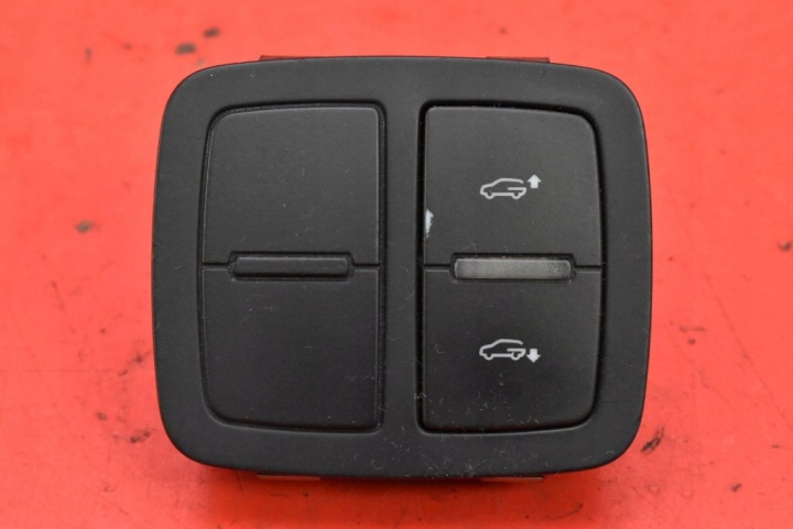 vypínač tlačítko OBNIZANIA kufra 4L0959511B AUDI Q7 4L 05-09