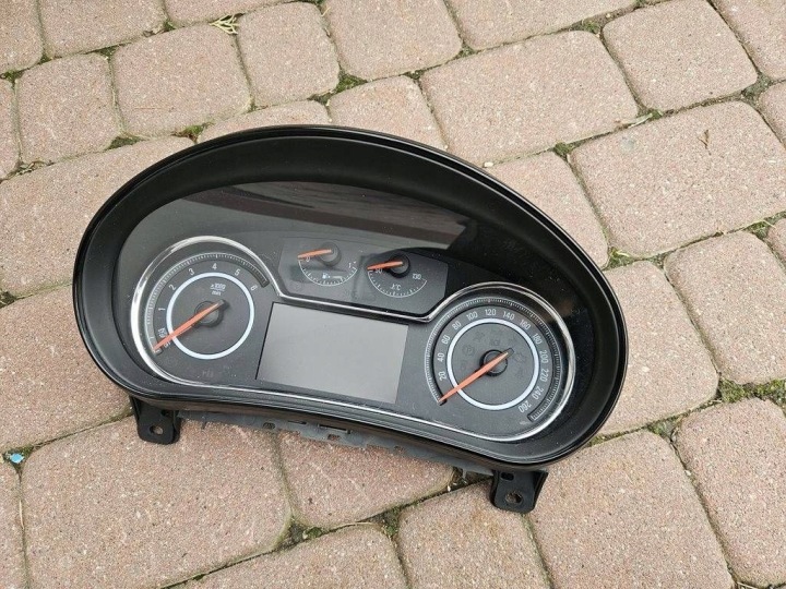 Instruments tachymètre compte tours Horloge montre tableau bord EUROPA Diesel LIFT FL Opel Insignia A 23464928