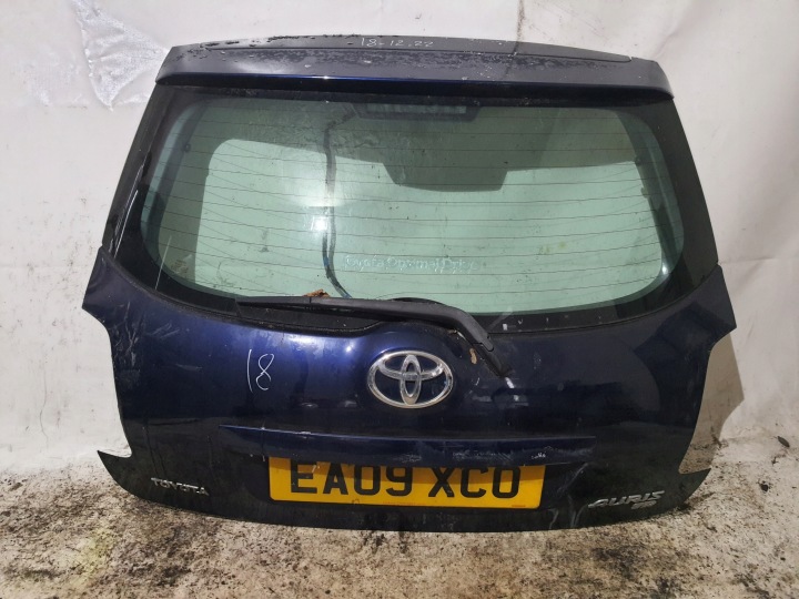 TOYOTA AURIS et HB 06-09 8S6 Malle hayon arrière coffre