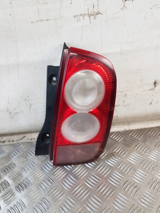 Licht rechts heck NISSAN MICRA K12 EUROPA