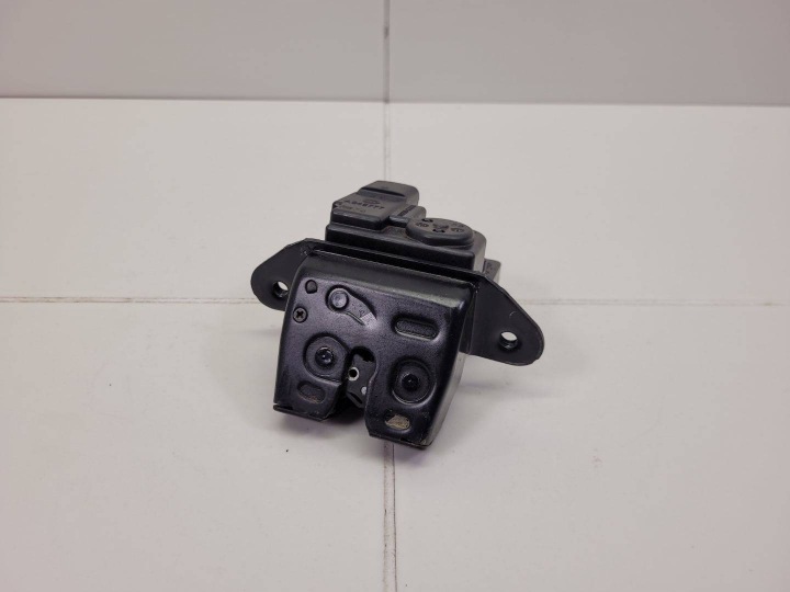 de la Serrure du capot Porte coffre hayon Hyundai i30 3 facelift 2020 81230-G3000