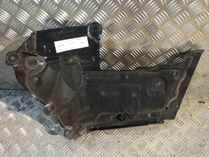 IDEALNA cover GRODZI right MERCEDES W205 1