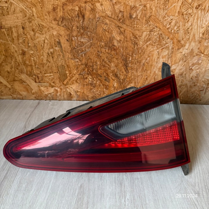 FEUX PHARE ARRIÈRE DROIT DU CAPOT ALFA ROMEO STELVIO 20795999