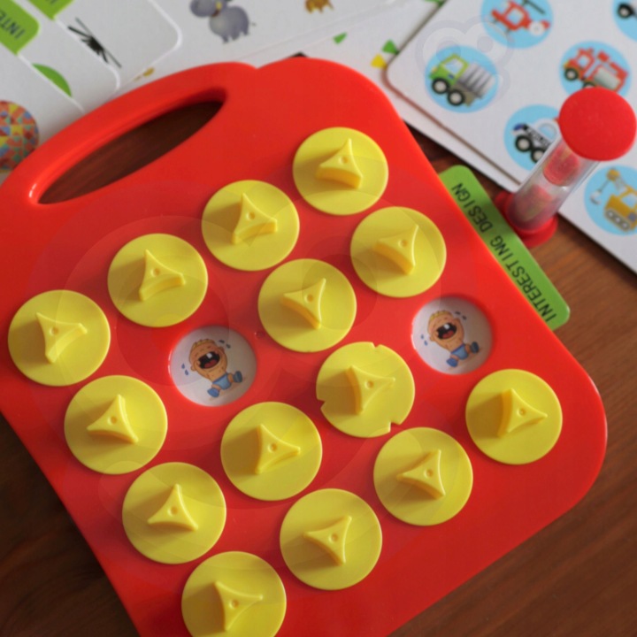 GRA PAMIĘCIOWA RODZINNA MEMORY POŁĄCZ W PARY LOGICZNA NA CZAS 3+ WOOPIE Wiek dziecka 3 lata +