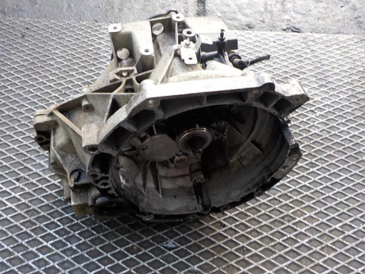 FORD FOCUS II 1.8 16 V B Boîte de vitesses 4M5R7002NA