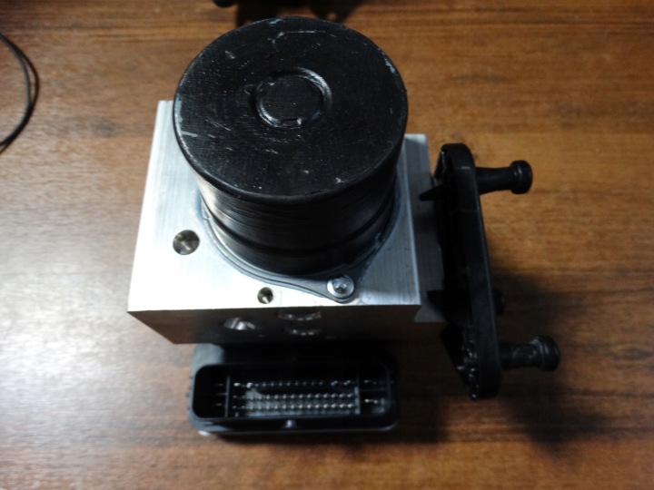 IDEAL control unit pump ABS MERCEDES W232 1 9
