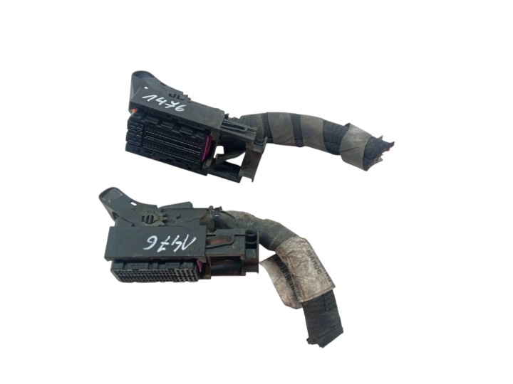 Connector Contact ZLACZE KOSTKA STEROWNIKA DES MOTORS Iveco Daily IV (2014- )