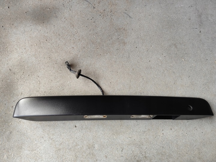 cap moulding oswietlenie signs rej. VW T5 lift door rear part SKRZYDELKA