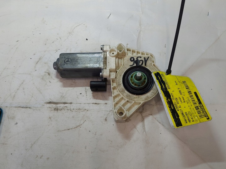 engine lifting windows MERCEDES B KLASA 996137101 right front