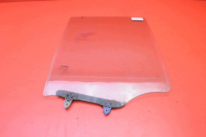 FENSTER Seitlich rechts heck hinten NISSAN NAVARA 3 III D40 PICKUP 05-10