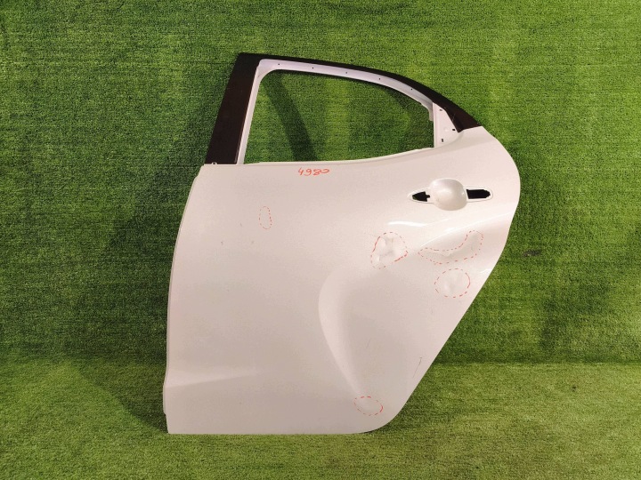 portière arrière sinistre gauche arrière TOYOTA YARIS IV 20- NR.4980