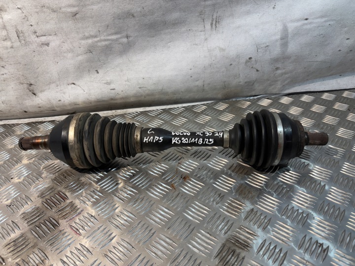 semi-axis left front Volvo XC90 and 1 automat 2,4D P30651435
