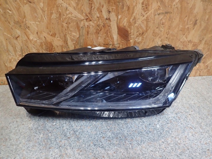 light left FULL LED SKODA OCTAVIA 4 IV 5E3 NX3 NX5