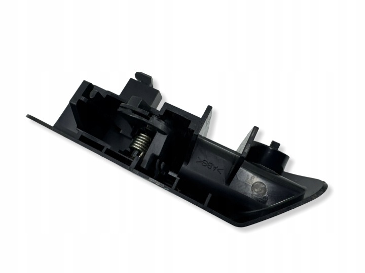 Toyota Yaris Cross 2024 Opening lever for filling valve flap 9