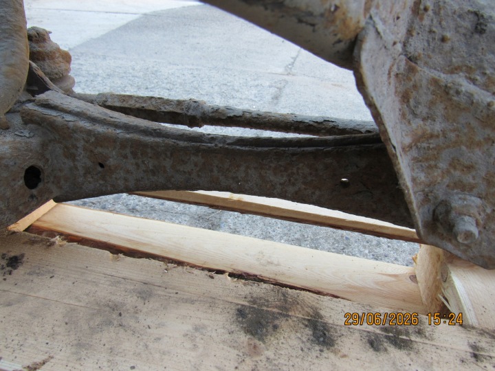 AUSSETZUNG DER SANKA SANKA AVENSIS T25 11