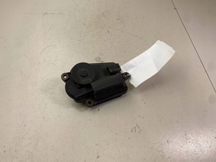 BMW X3 G01 EGR STEROWNIK 8582069 7