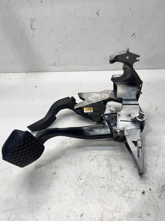 PEDAL pedale KOMPLET AUDI A4 B6 B7 8E1721117A 8E1723523G