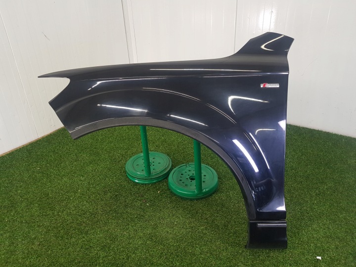 fender left front LIFT AUDI Q7 4L0821105