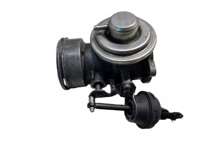 Valvola EGR AUDI A4 B6 1.9 TDI AVF 038131501AA