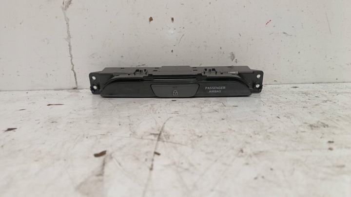 HYUNDAI I30 III PANEL switch door PASSENGER airbag 93770G4000 2017
