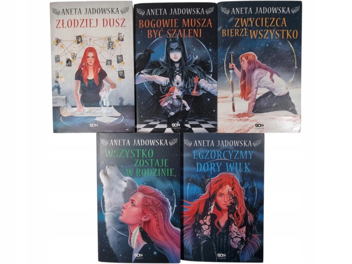 Zdjęcie egzemplarza: Heksalogia o Wiedźmie / zestaw 5 książek / Dora Wilk / Aneta Jadowska