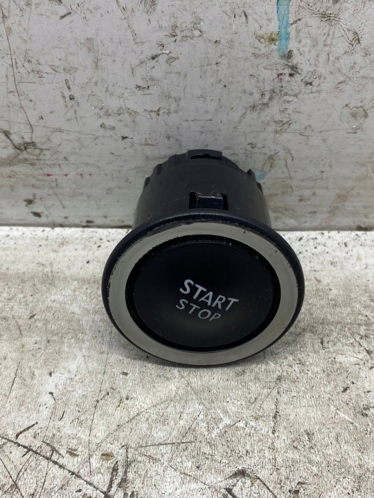 tlačítko START STOP RENAULT KADJAR 00175347